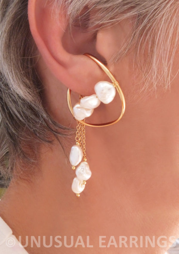 Perris - Baroque Pearl with dangle